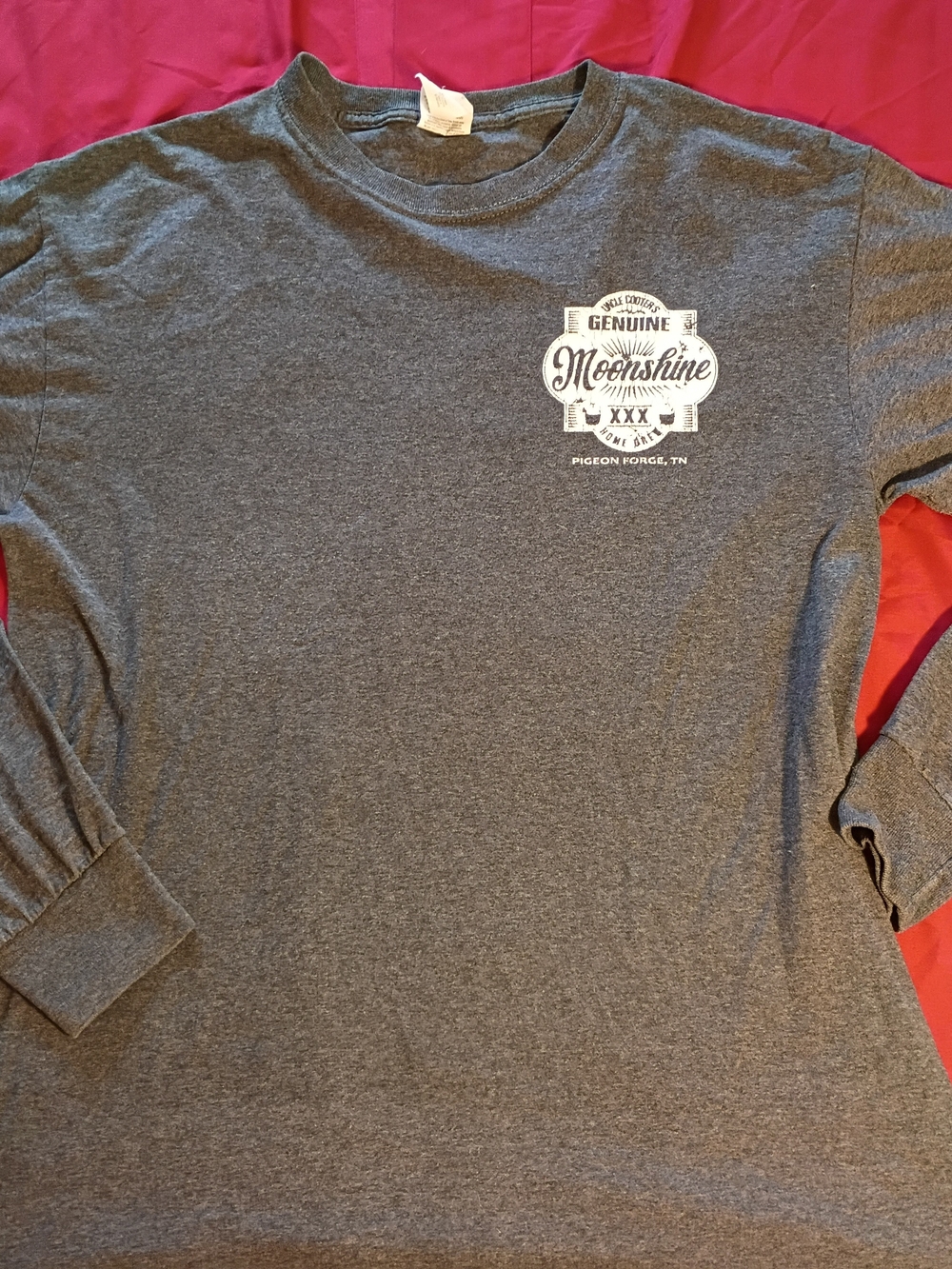 Genuine Moonshine Pigeon Forge Men's Long-Sleeve Tee - Gray